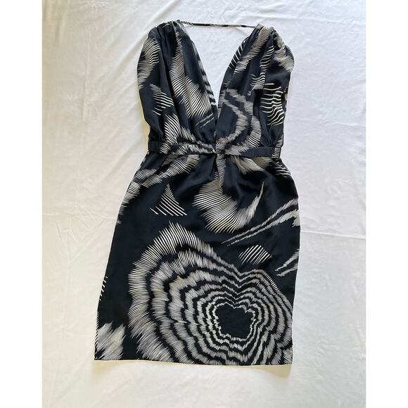 Black Halo Y2K 100% Silk Shift Dress V Back Plunge Neck Sleeveless Size 8 - Picture 5 of 11